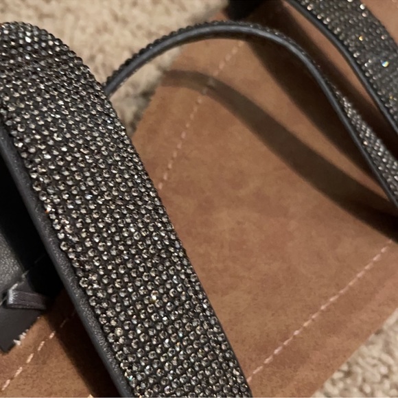 Madden Girl sandals. Blingy and comfy. Perfect for summer! 9.5 - Picture 2 of 2